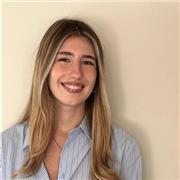 As a native Italian speaker with fluency in English, Spanish and German, I offer dynamic and personalized Italian lessons